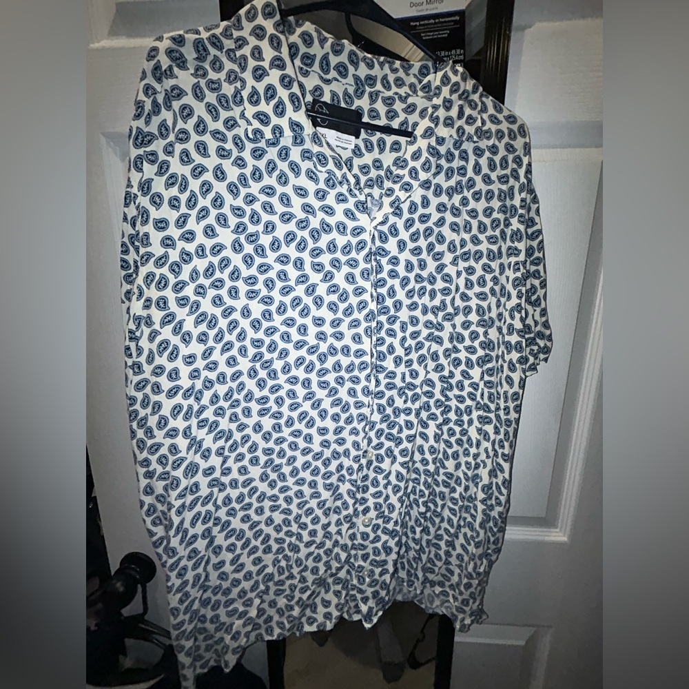 Original Use Blue and White Paisley Shirt